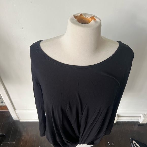 Socialite Long Sleeve Black Blouse - Picture 4 of 8